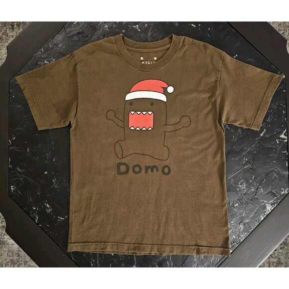 DOMO KUN Santa Hat Christmas Brown T-Shirt Medium Adult Rare Y2K Domonation.com - Picture 2 of 4